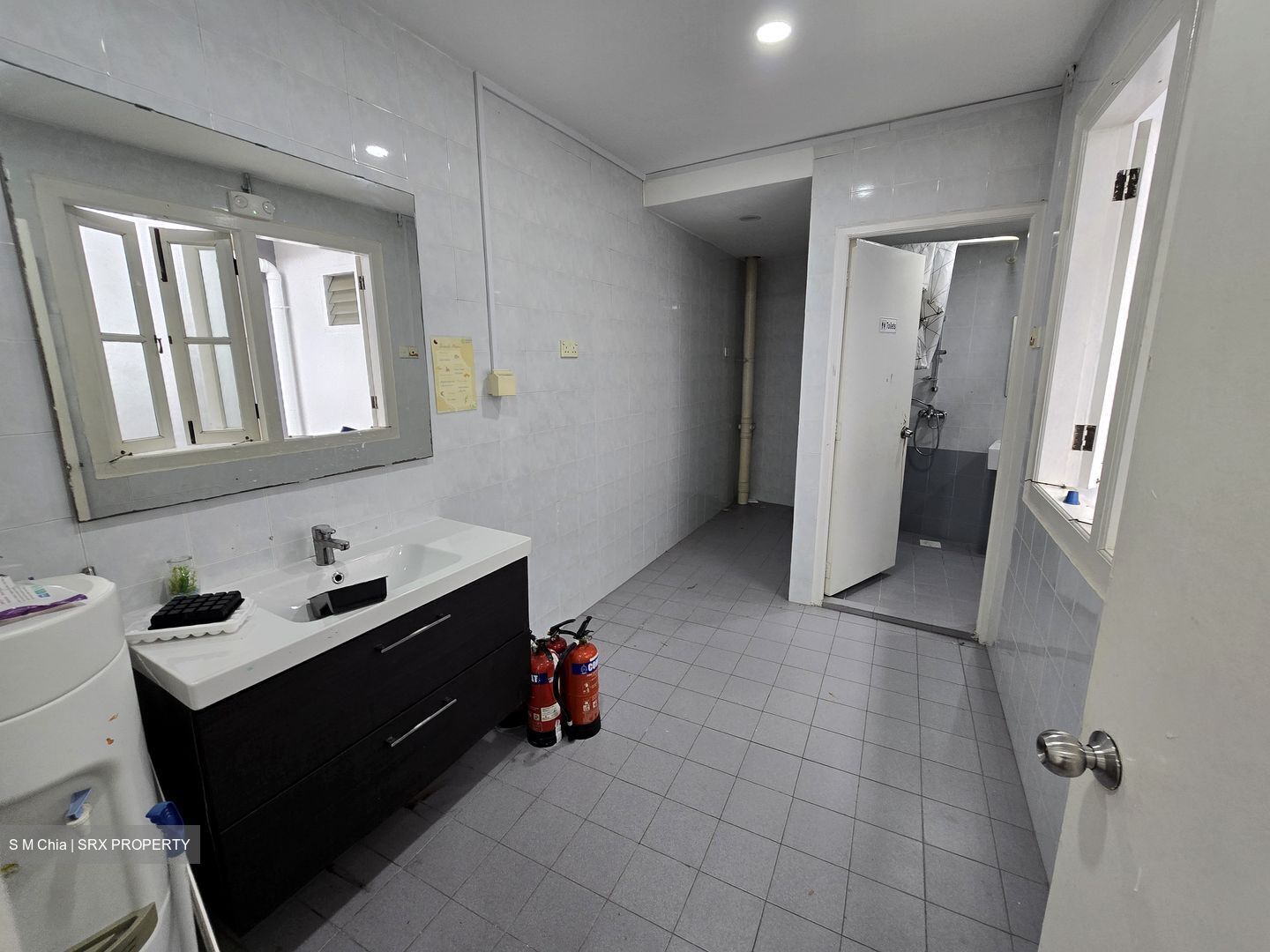 River Valley Road (D9), Office #480501001
